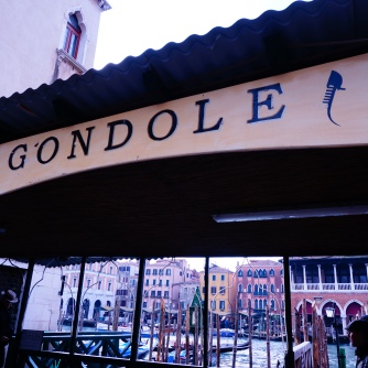 Gondola crossing